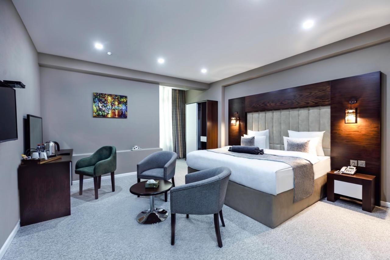 Parallel Hotel Baku Extérieur photo